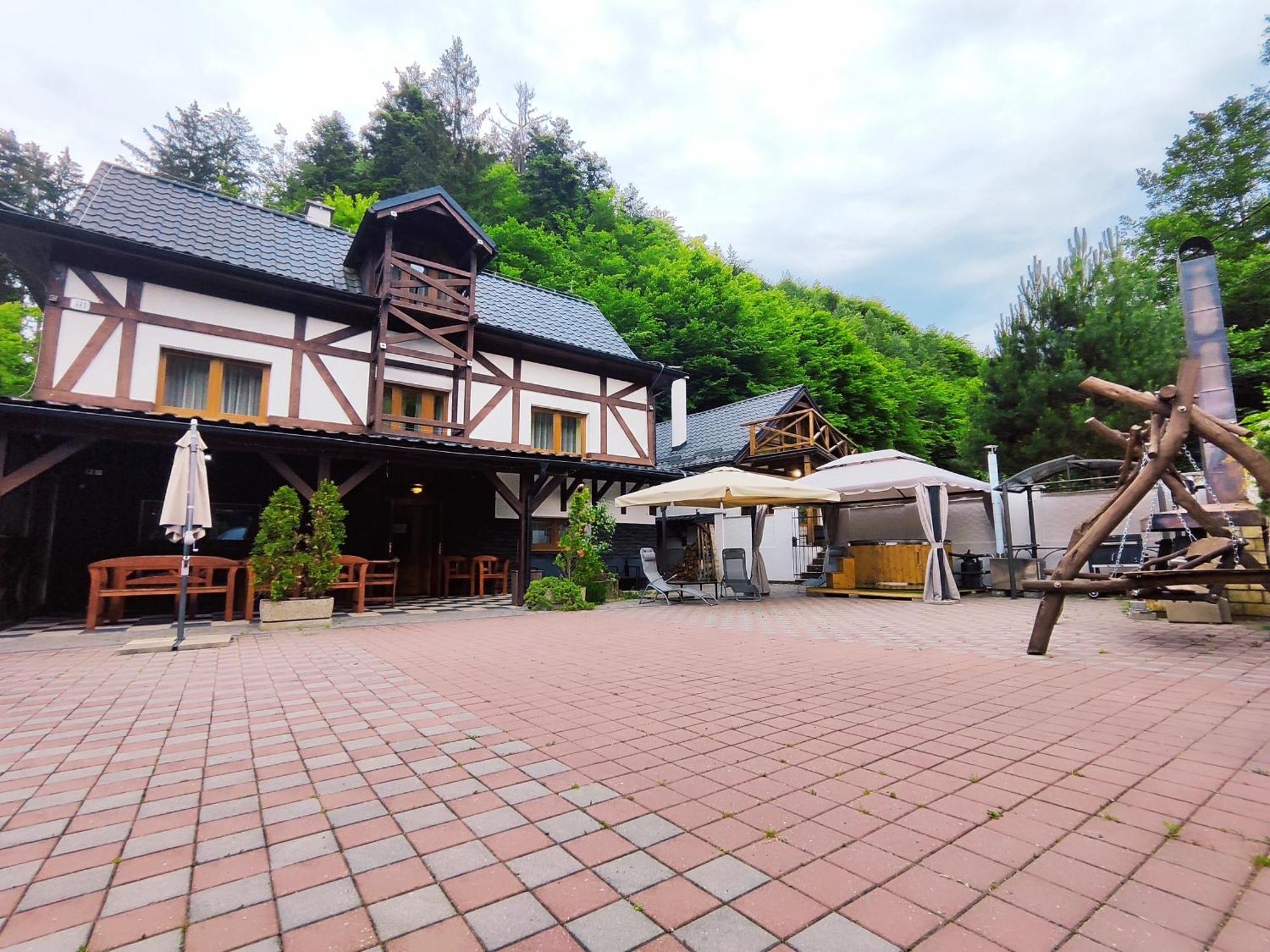 Chata Gatterhof Hotell Banská Štiavnica Exteriör bild