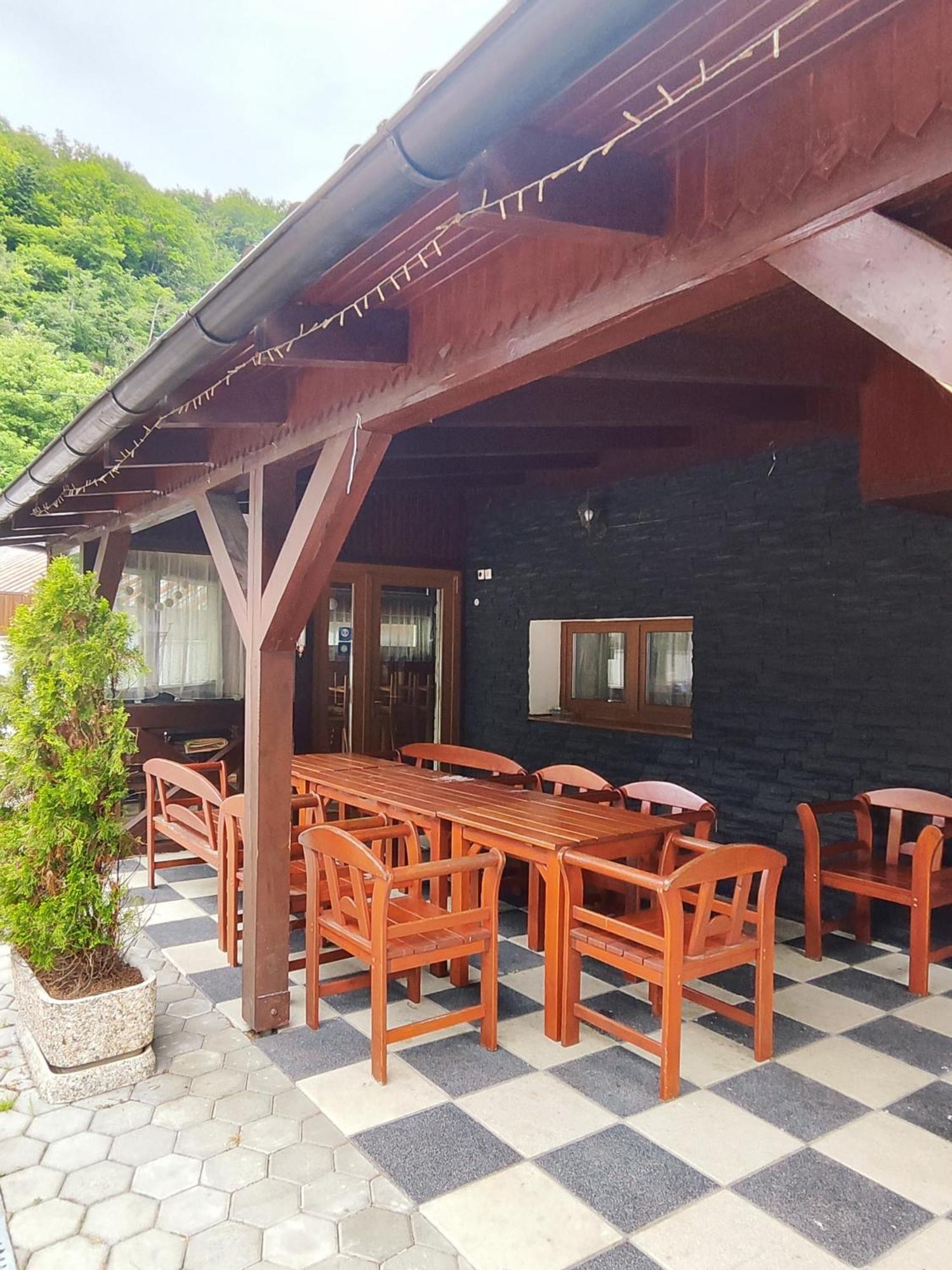 Chata Gatterhof Hotell Banská Štiavnica Exteriör bild